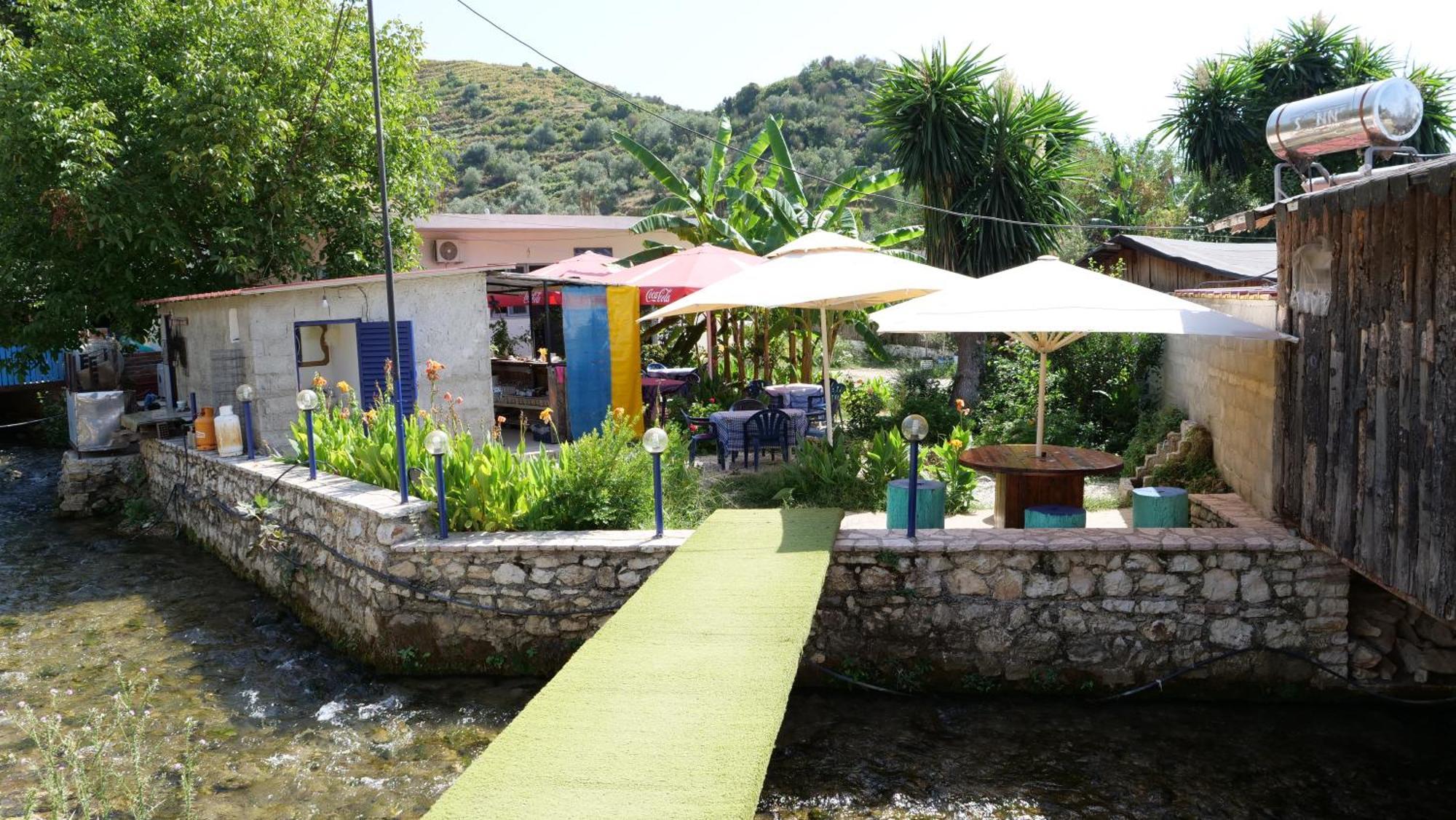 Bunec Seascape Villa Piqeras Exterior foto